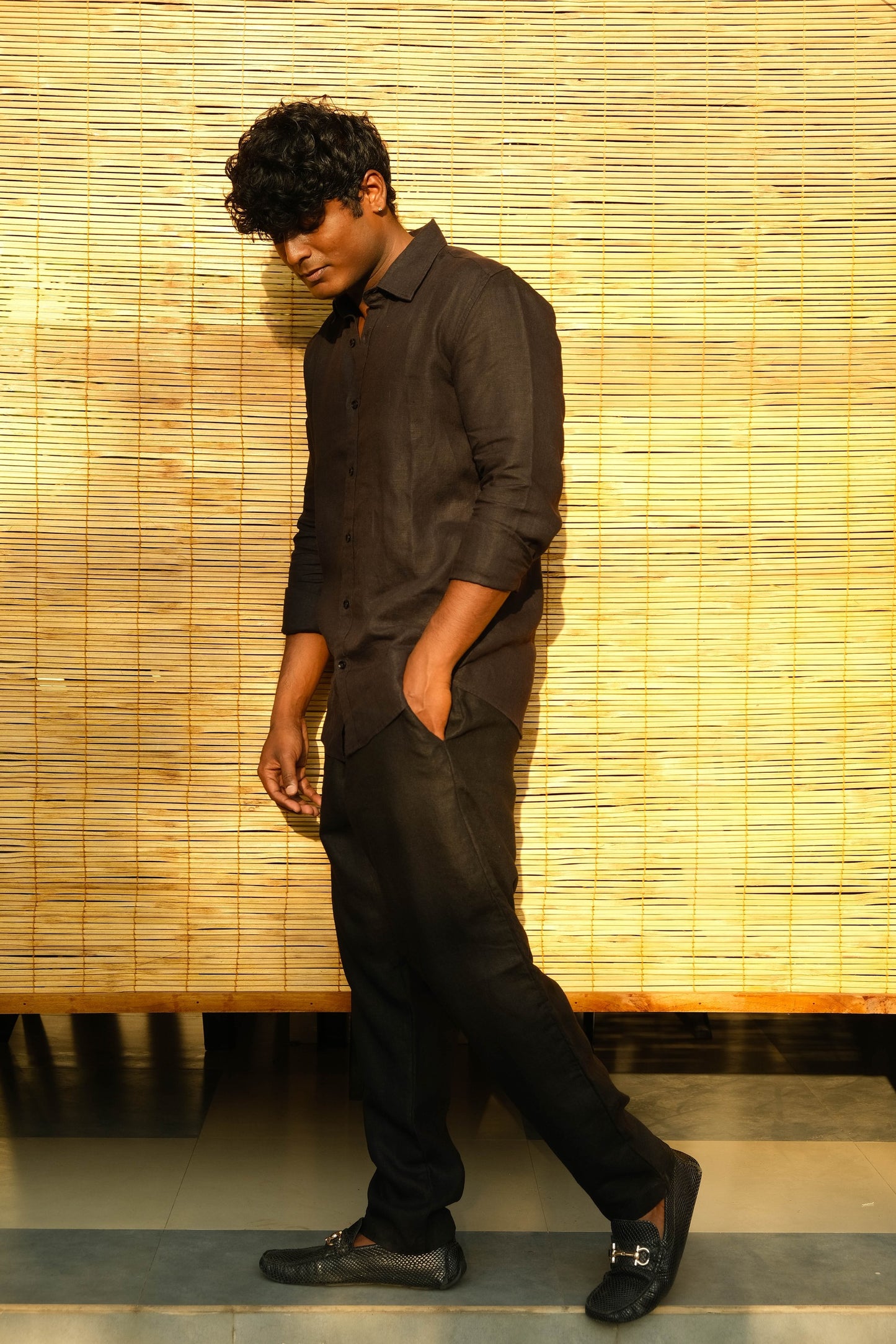 Men's Natural Linen Trousers Midnight Noir front